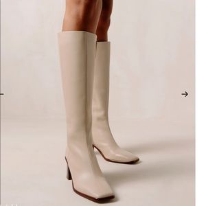 Like New Alohas Knee hight East Leather Boots in White (Cream)